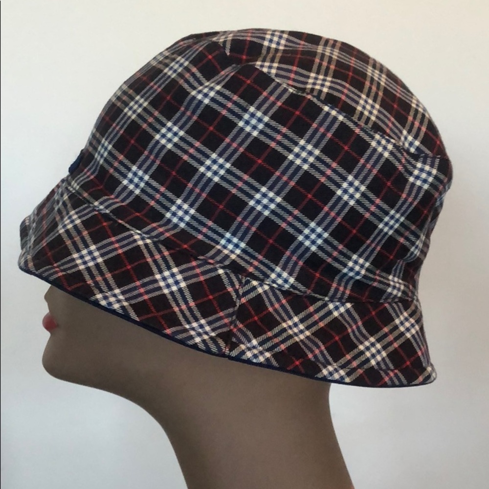 Authentic Burberry Bucky Hat. Like New - Picture 4 of 7